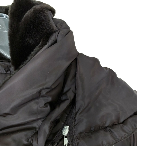 SOLD -NWOT MICHAEL MICHAEL KORS DOWN PUFFER JACKET - Picture 4 of 8